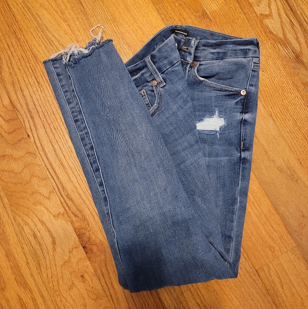 Express womens, mid rise, skinny, ultra hyper stretch jeans size: small 0/2/4